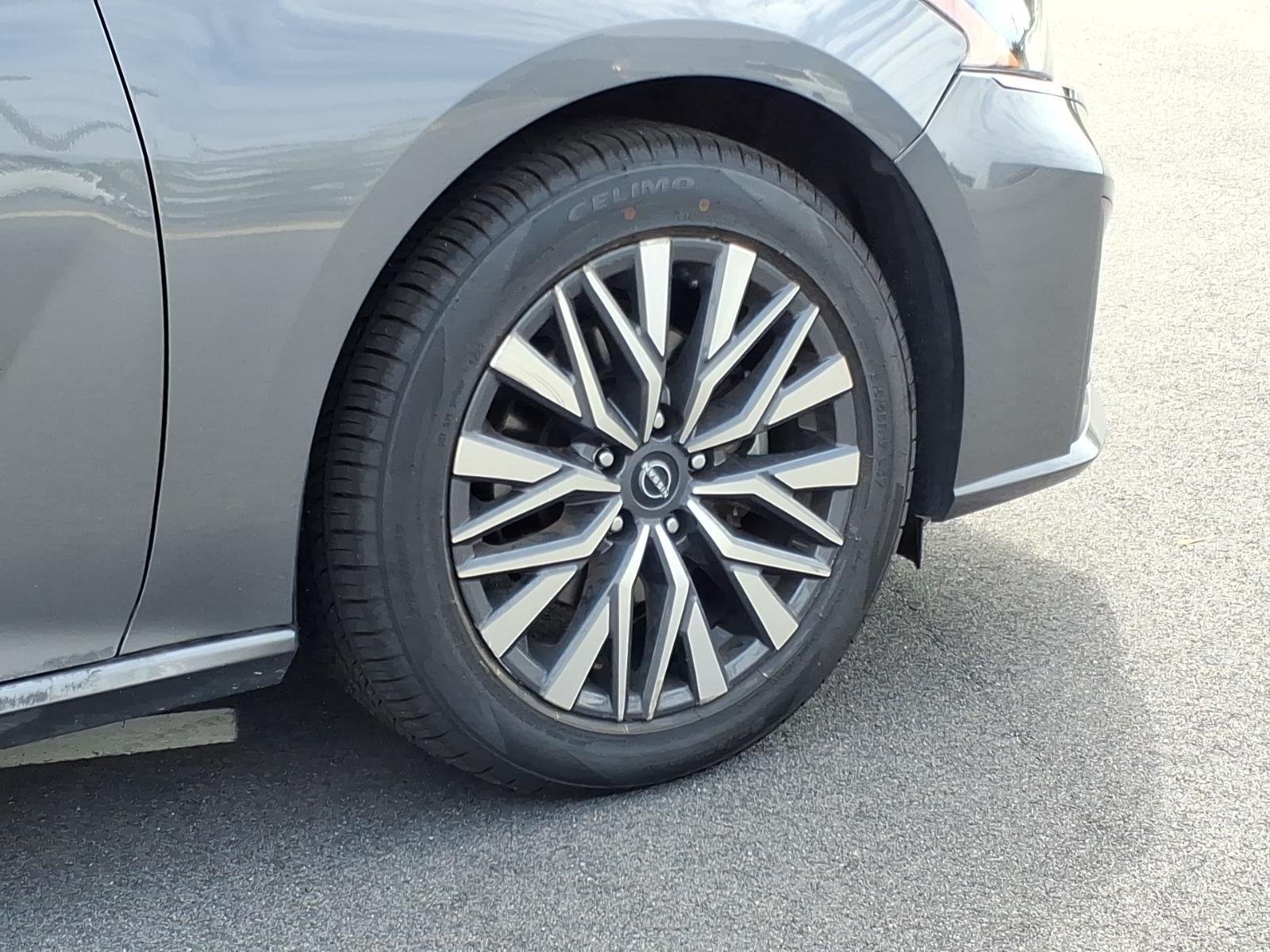 Used 2025 Gun Metallic Nissan SV image 10