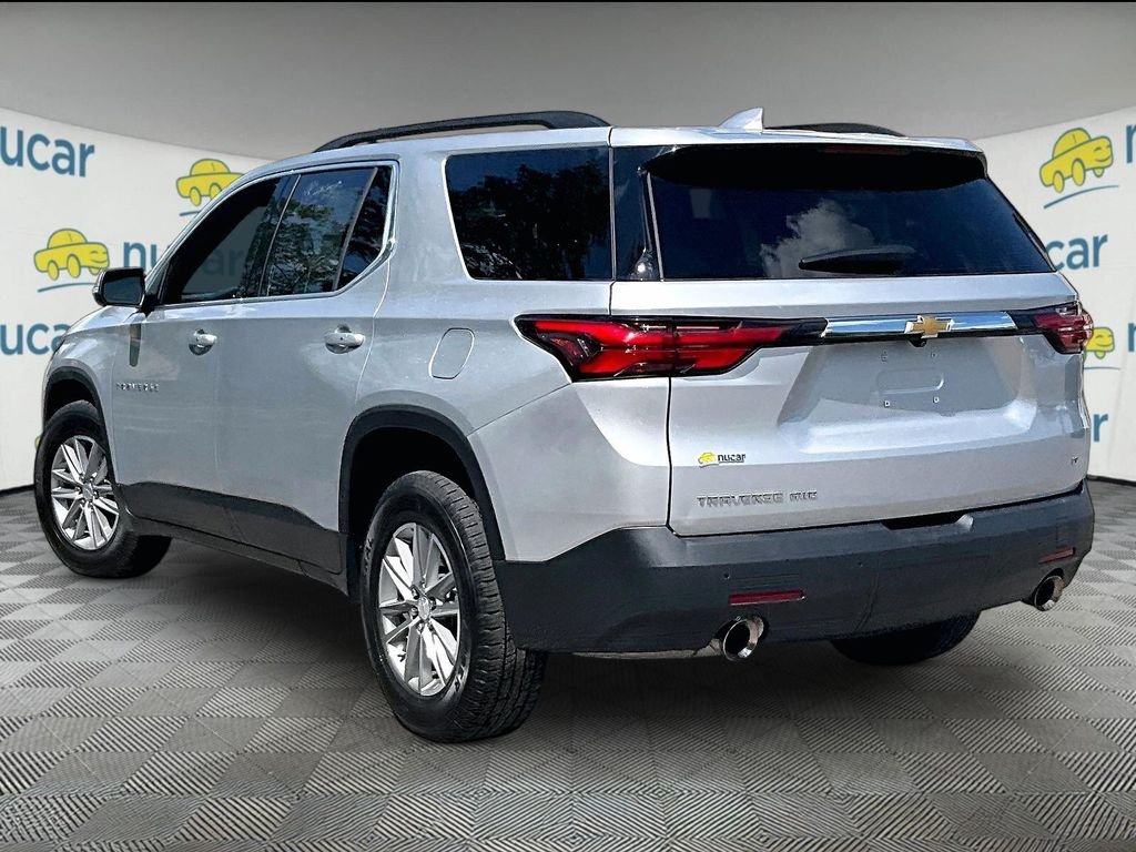 Used 2022 Silver Ice Metallic Chevrolet LT Leather image 4