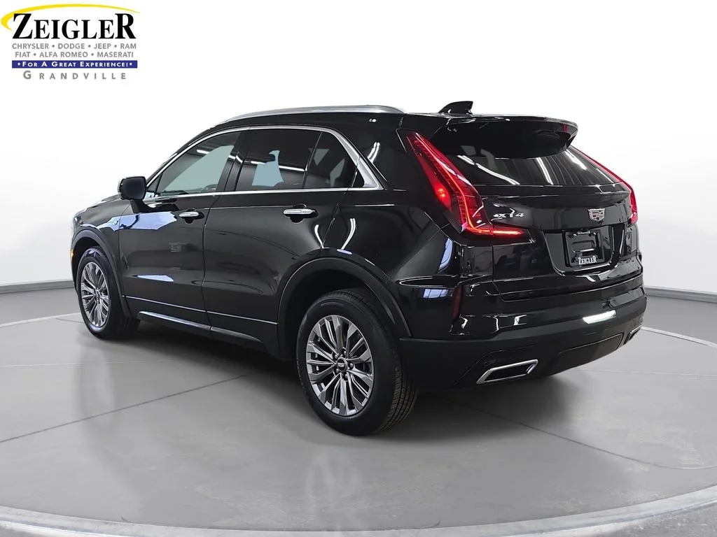 Used 2025 Black Cadillac Premium Luxury image 7