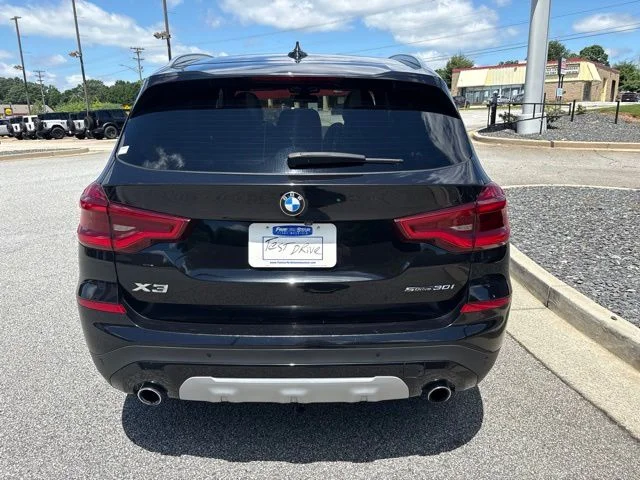 Used 2021 Black BMW sDrive30i image 7
