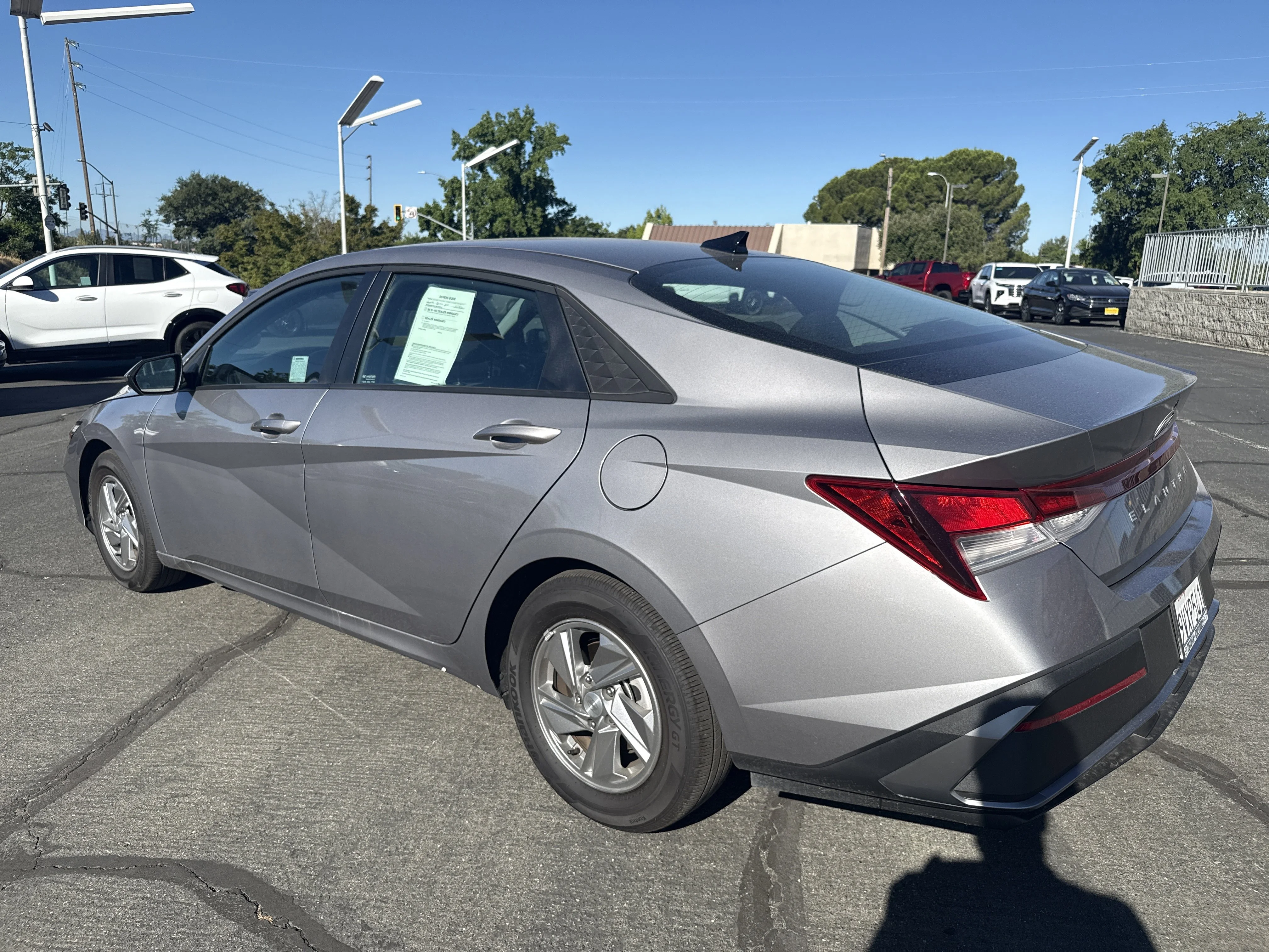 Used 2025 Fluid Metal Hyundai SE image 3