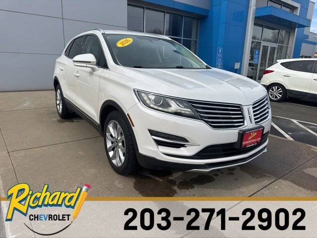 2016 Lincoln MKC Select