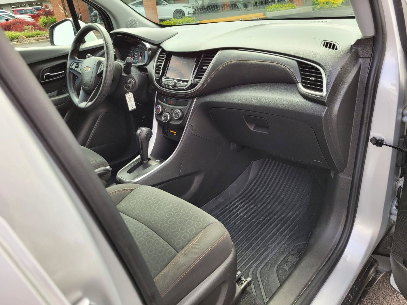 Used 2021 Silver Chevrolet LS image 21