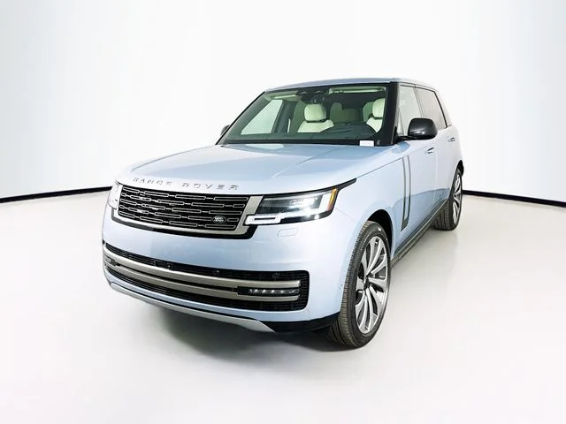 2026 Land Rover Range Rover 4.4 SE LWB 7's photo