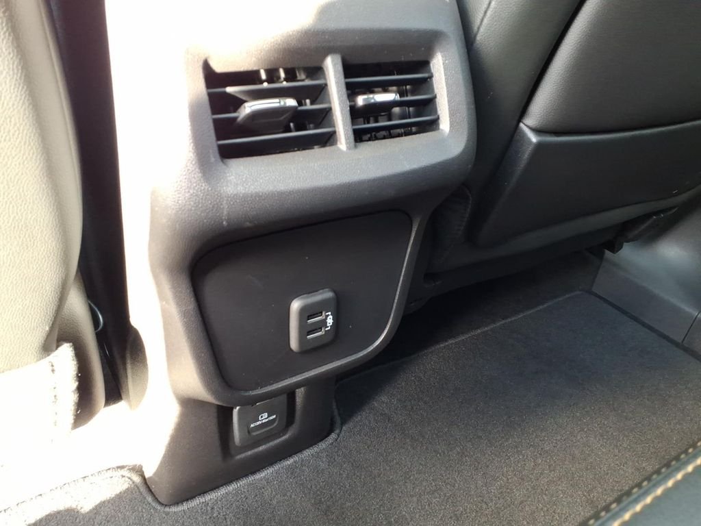 Used 2024 Riptide Metallic GMC AT4 image 4