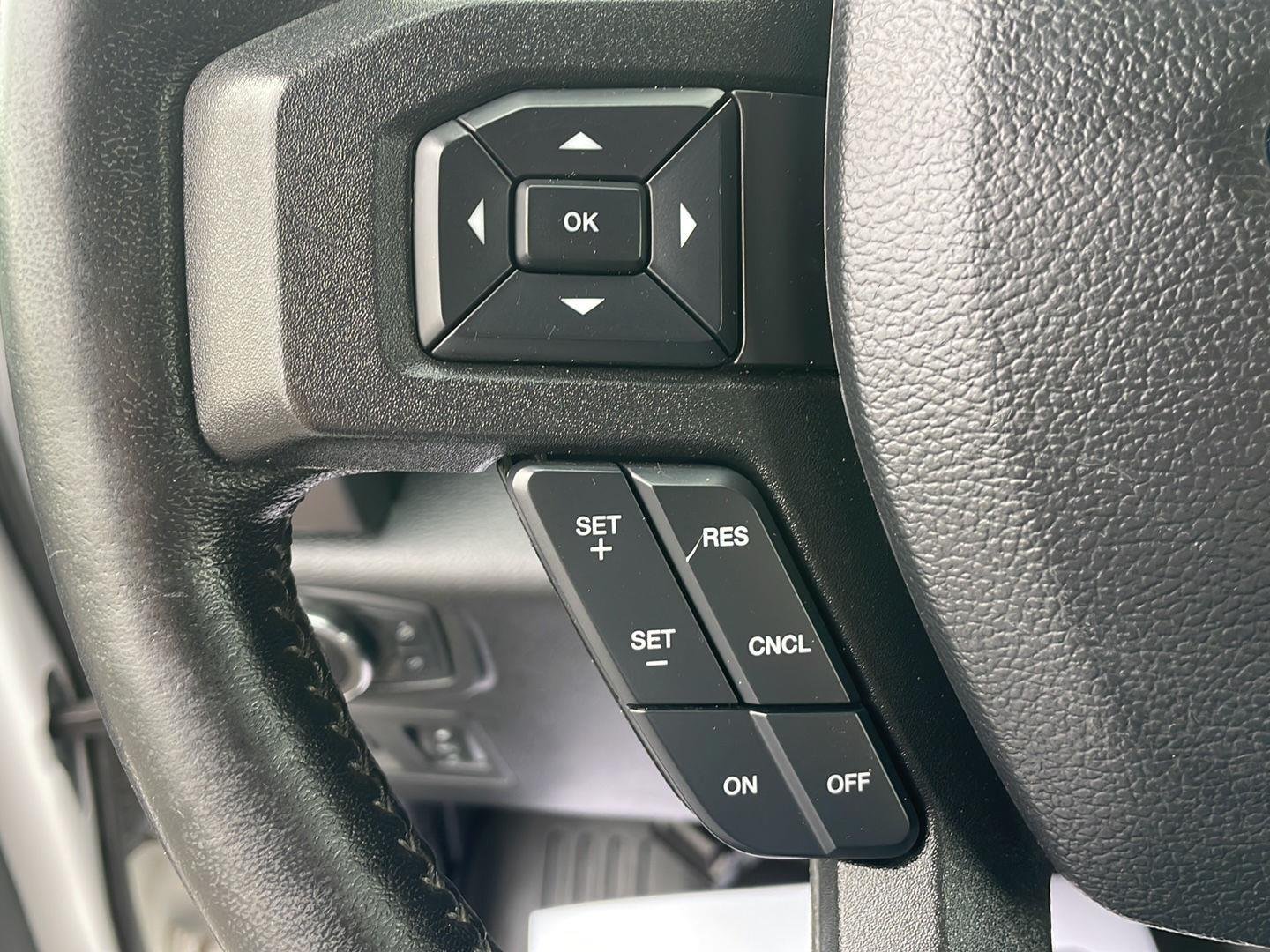 Used 2020 Oxford White Ford XLT image 15