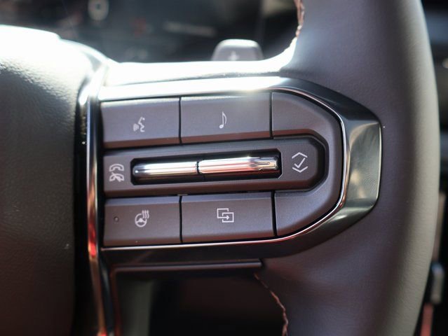 2026 GMC Yukon AT4 - Photo 30