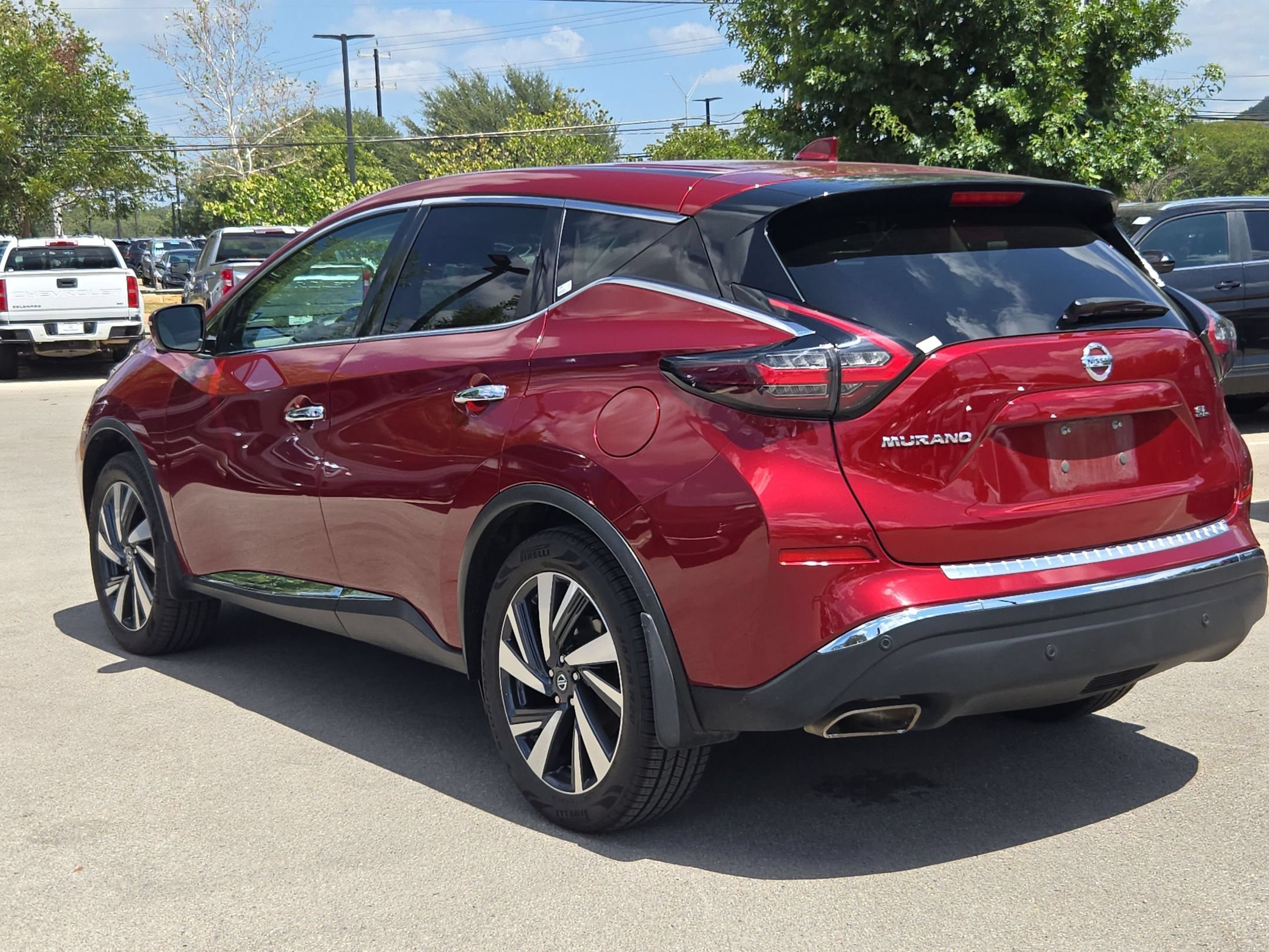 Used 2022 Scarlet Ember Tintcoat Nissan SL image 5