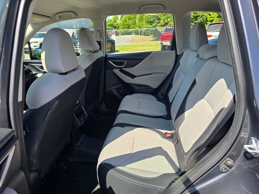 Used 2023 Gray Subaru Base image 12