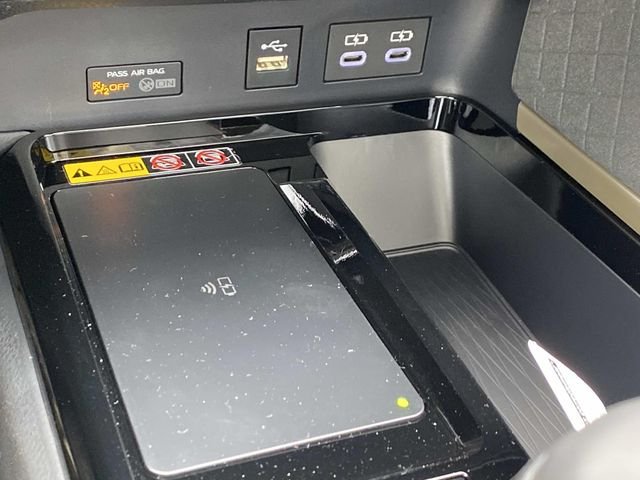 2026 Toyota Camry XLE - Photo 10