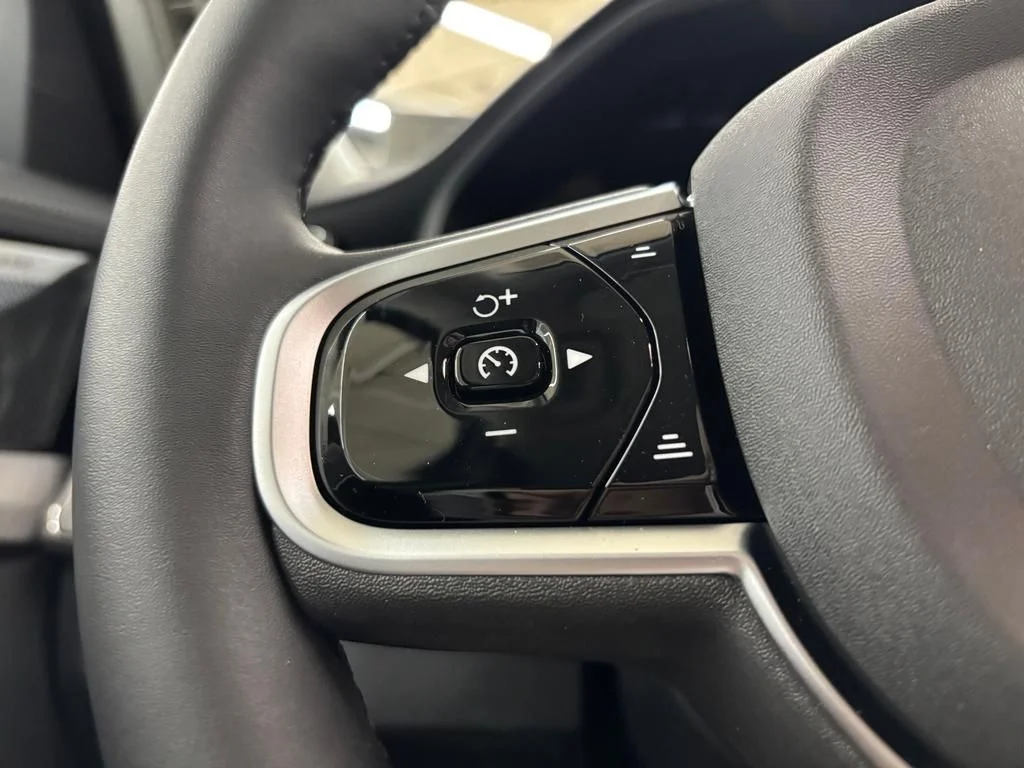 New 2026 Crystal White Volvo Ultra image 19