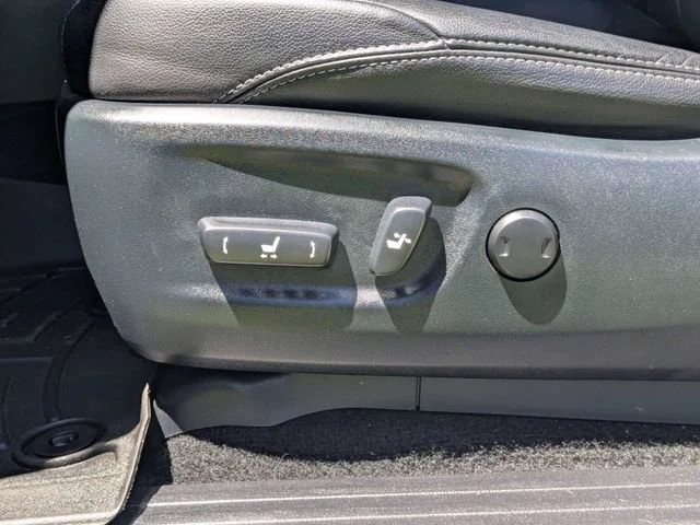 Used 2022 Classic Silver Toyota Limited image 20
