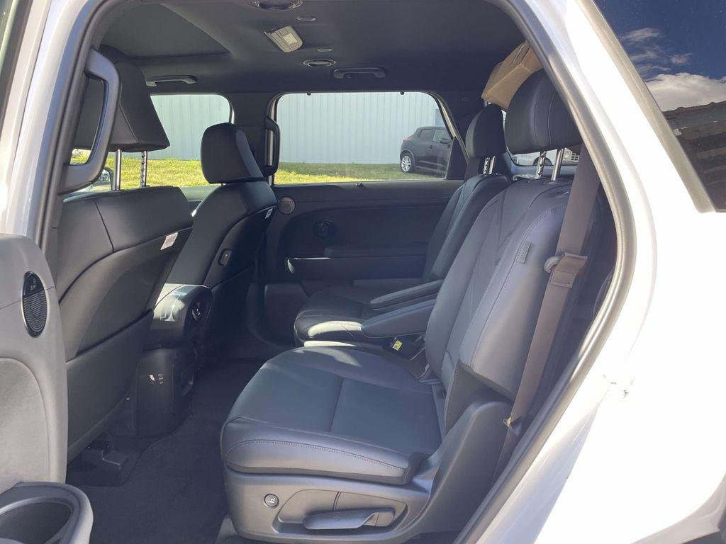 New 2026 White Hyundai XRT Pro image 11