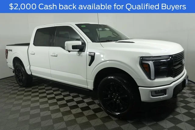 New 2026 Star White Metallic Tri-Coat Ford Platinum® image 2