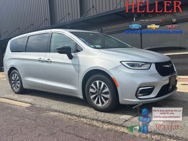 2024 Chrysler Pacifica