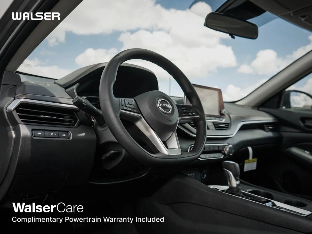 New 2026 Pearl White Tricoat Nissan 2.5 SV image 17