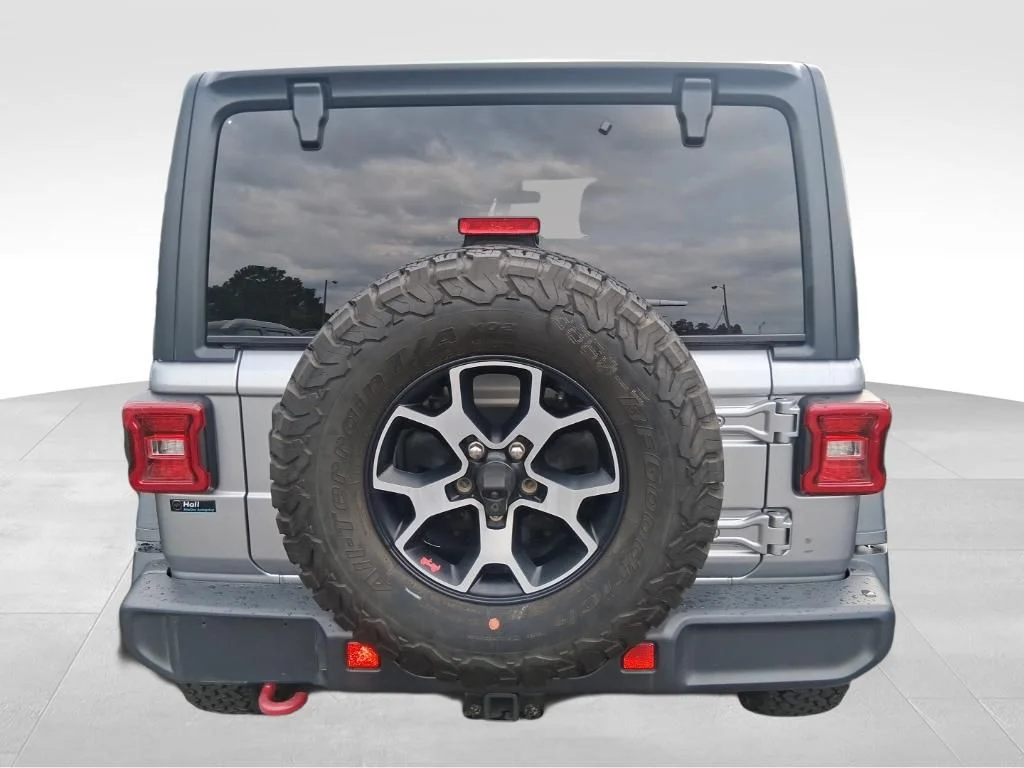 Used 2020 Silver Jeep Unlimited Rubicon image 5