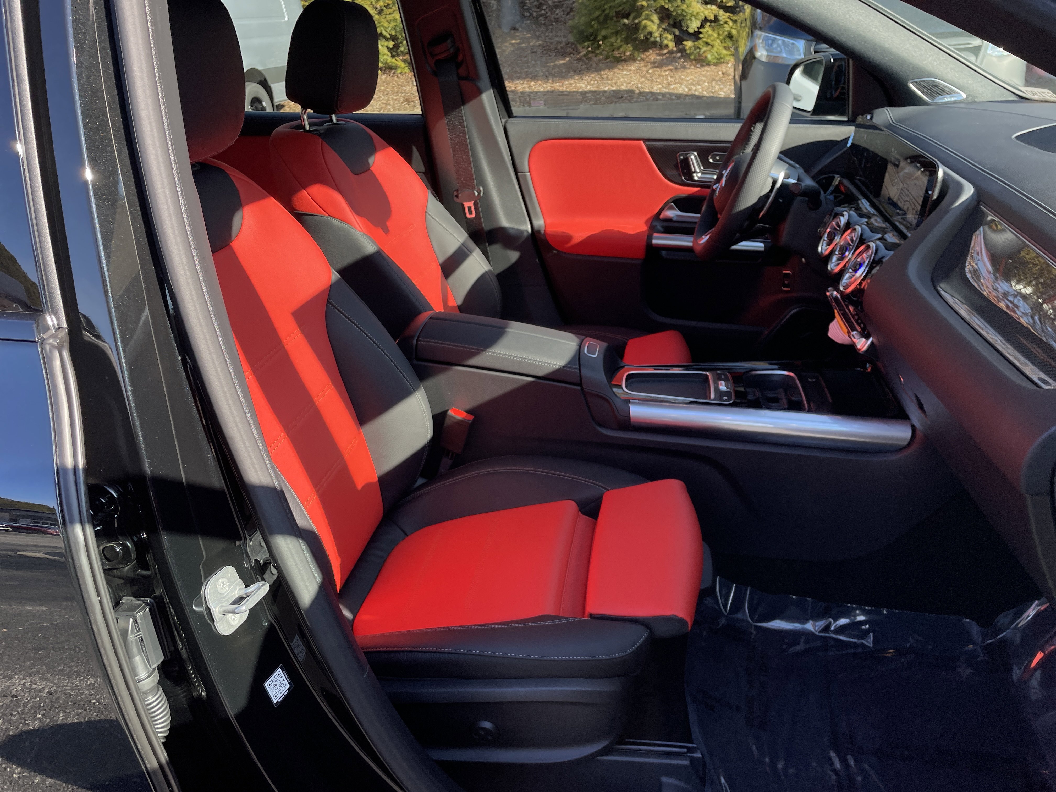 New 2026 Cosmos Black Metallic Mercedes-Benz AMG® GLA 35 4MATIC® SUV image 44