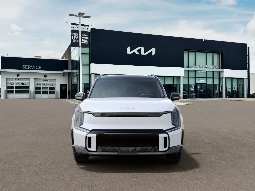 New 2026 Glacial White / Black Roof Kia GT-Line AWD image 2
