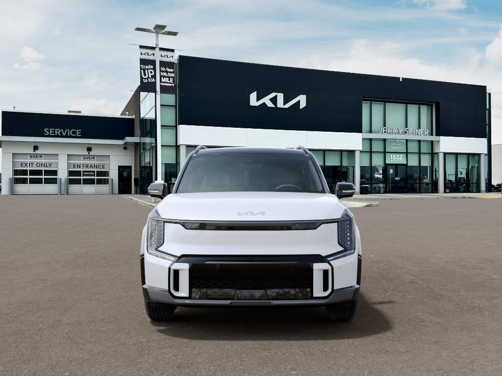 New 2026 White Kia GT-Line image 2