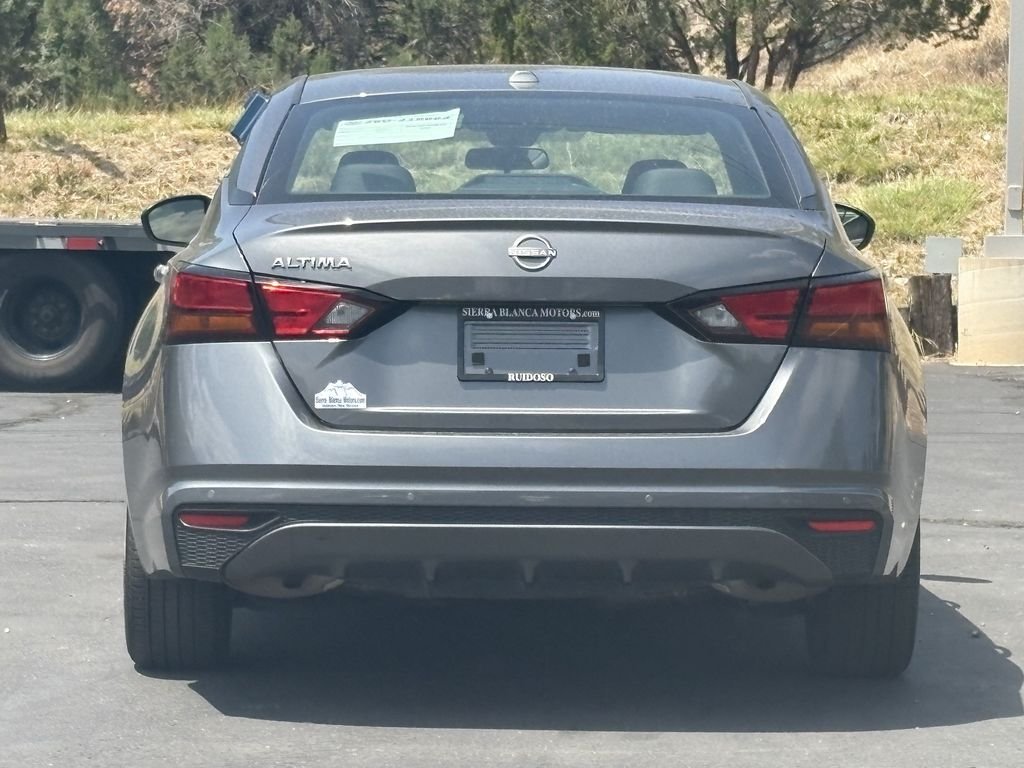 2025 Nissan Altima SV - Photo 5