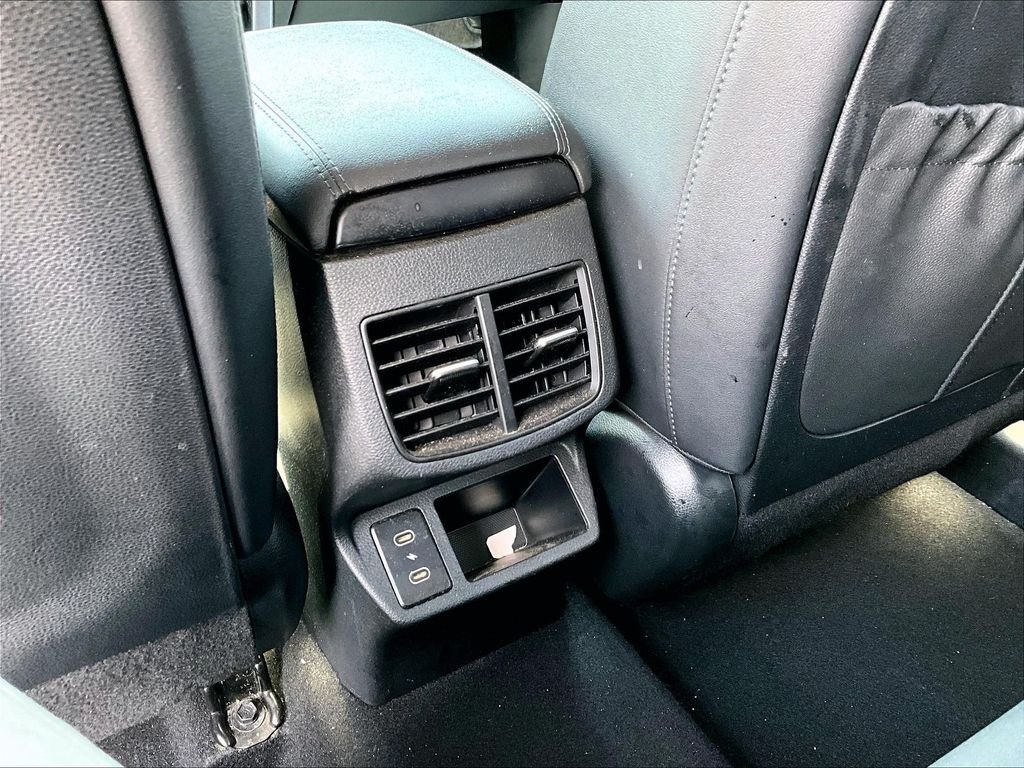 Used 2024 Fusion Black Kia SX image 27