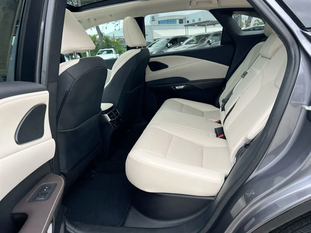 Used 2023 Gray Pearl Lexus 350 Premium Plus image 19