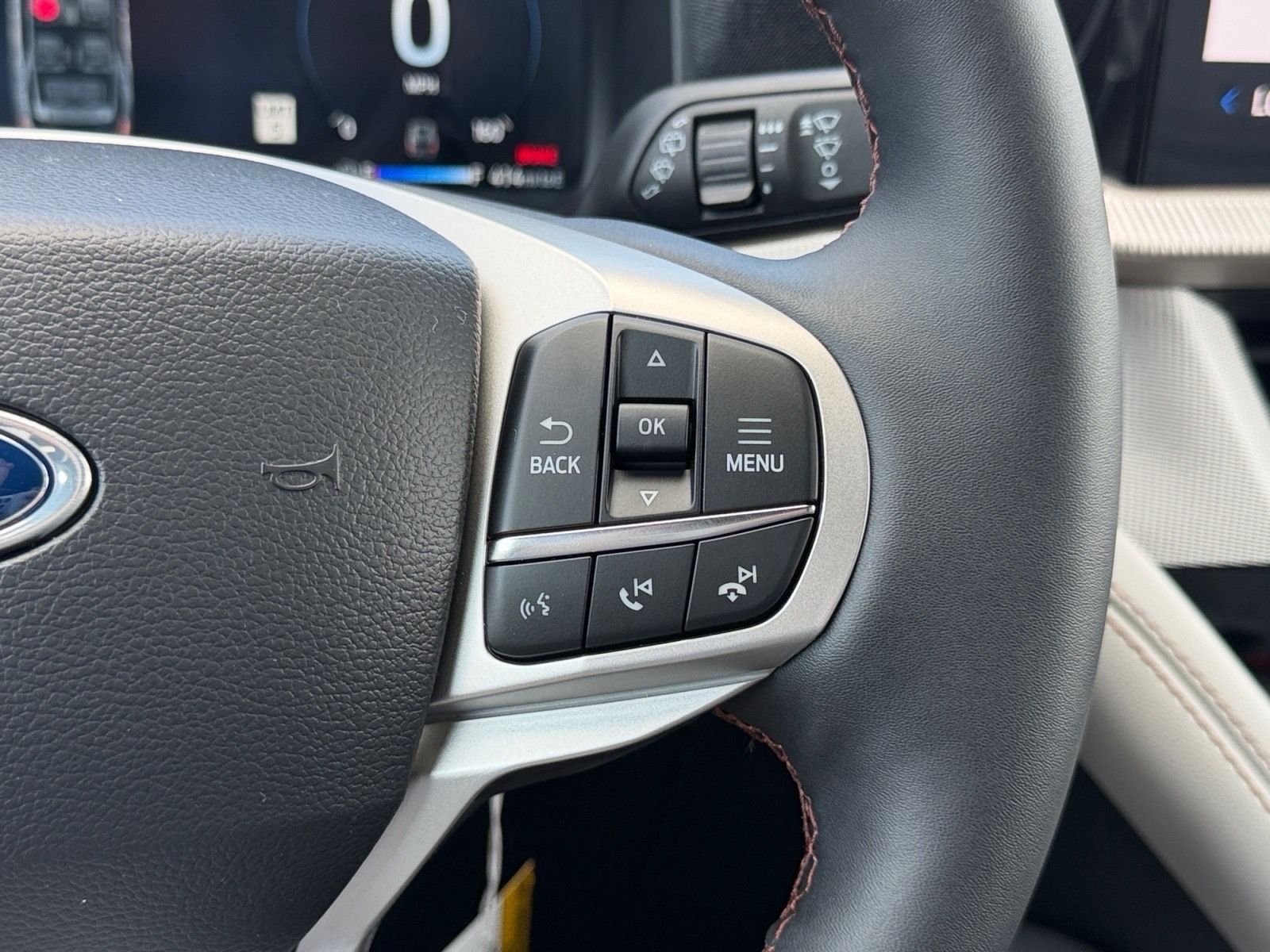 New 2027 Vapor Blue Metallic Ford Active image 24