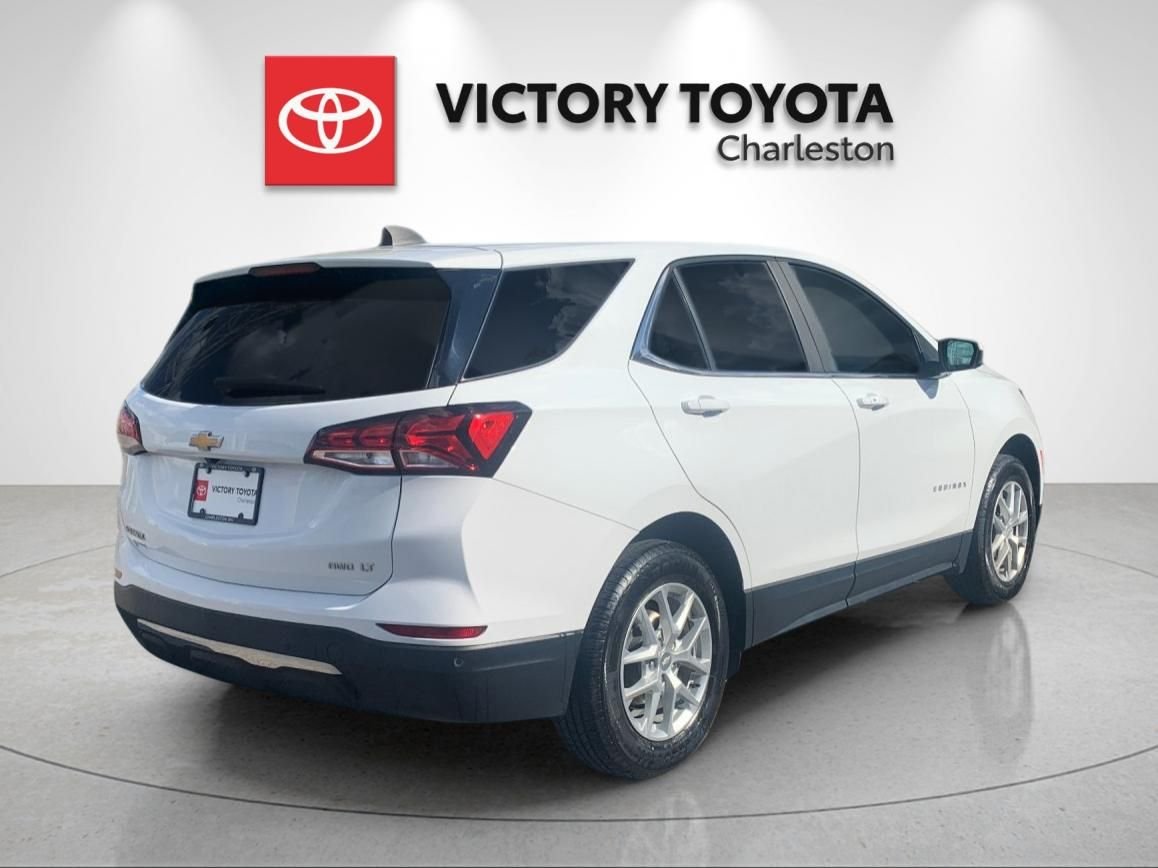 Used 2023 White Chevrolet LT image 7
