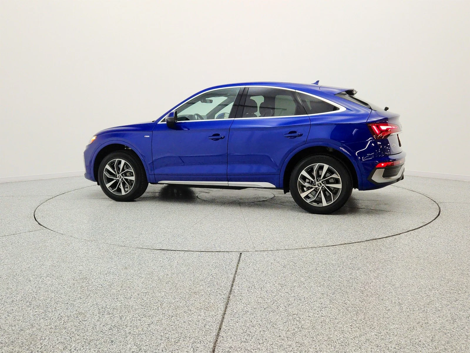Used 2022 Ultra Blue Metallic Audi S line Premium 45 TFSI quattro image 8