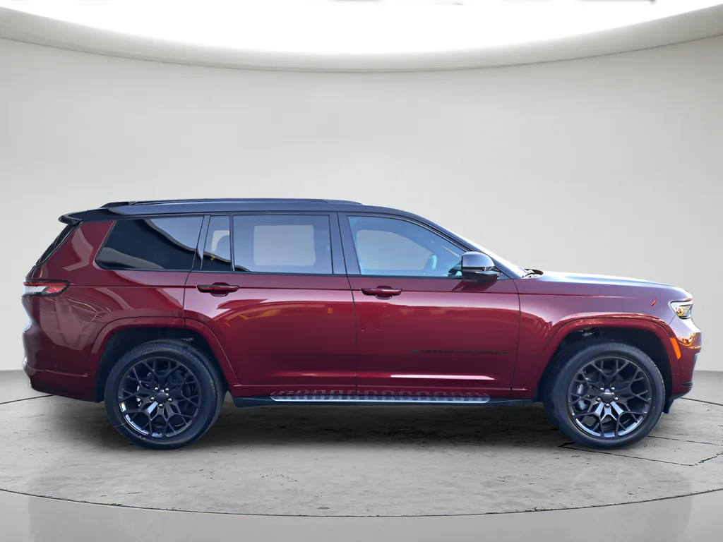 New 2025 Velvet Red Pearl-Coat Exterior Paint Jeep Summit image 6