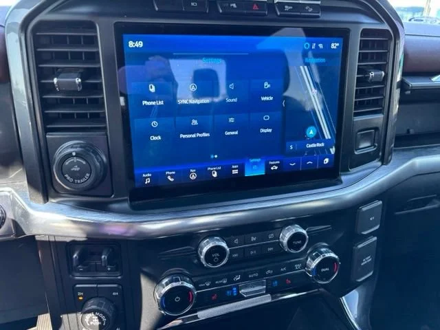 Used 2022 White Ford LARIAT image 31