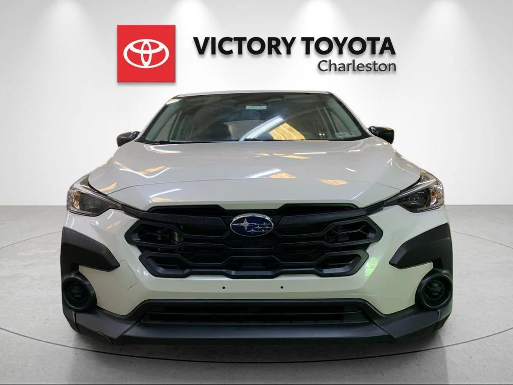 Used 2024 White Subaru Base image 8