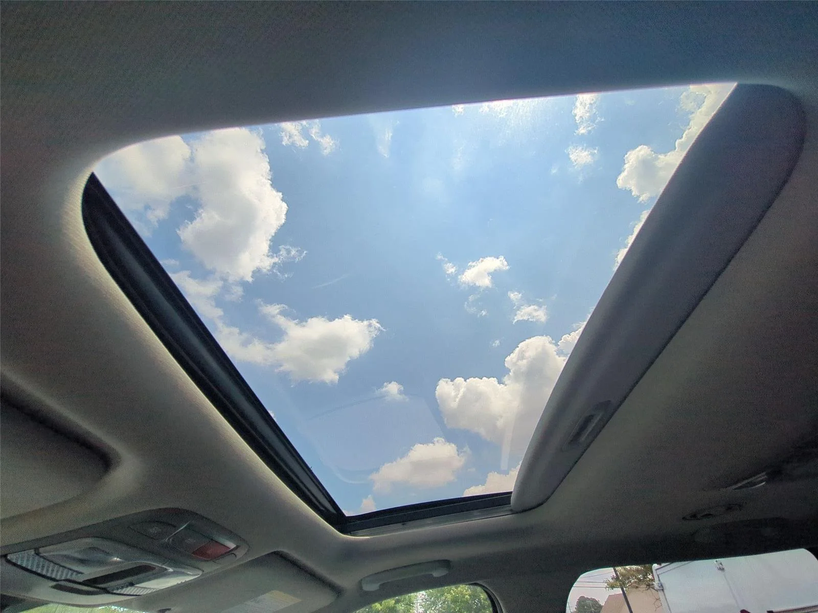 Used 2025 Ebony Black Kia S image 33