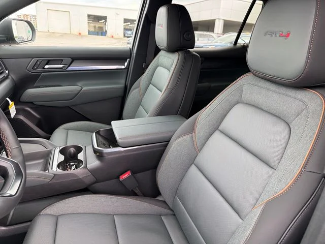2026 GMC Terrain AT4 - Photo 18