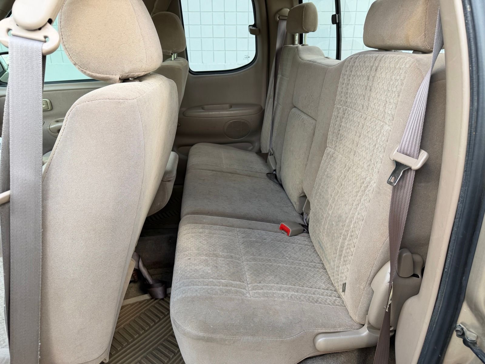Used 2003 Beige Toyota SR5 image 7