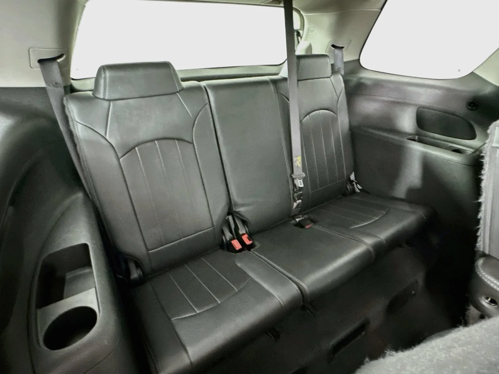 Used 2015 CARBON BLACK METALLIC GMC Denali image 29