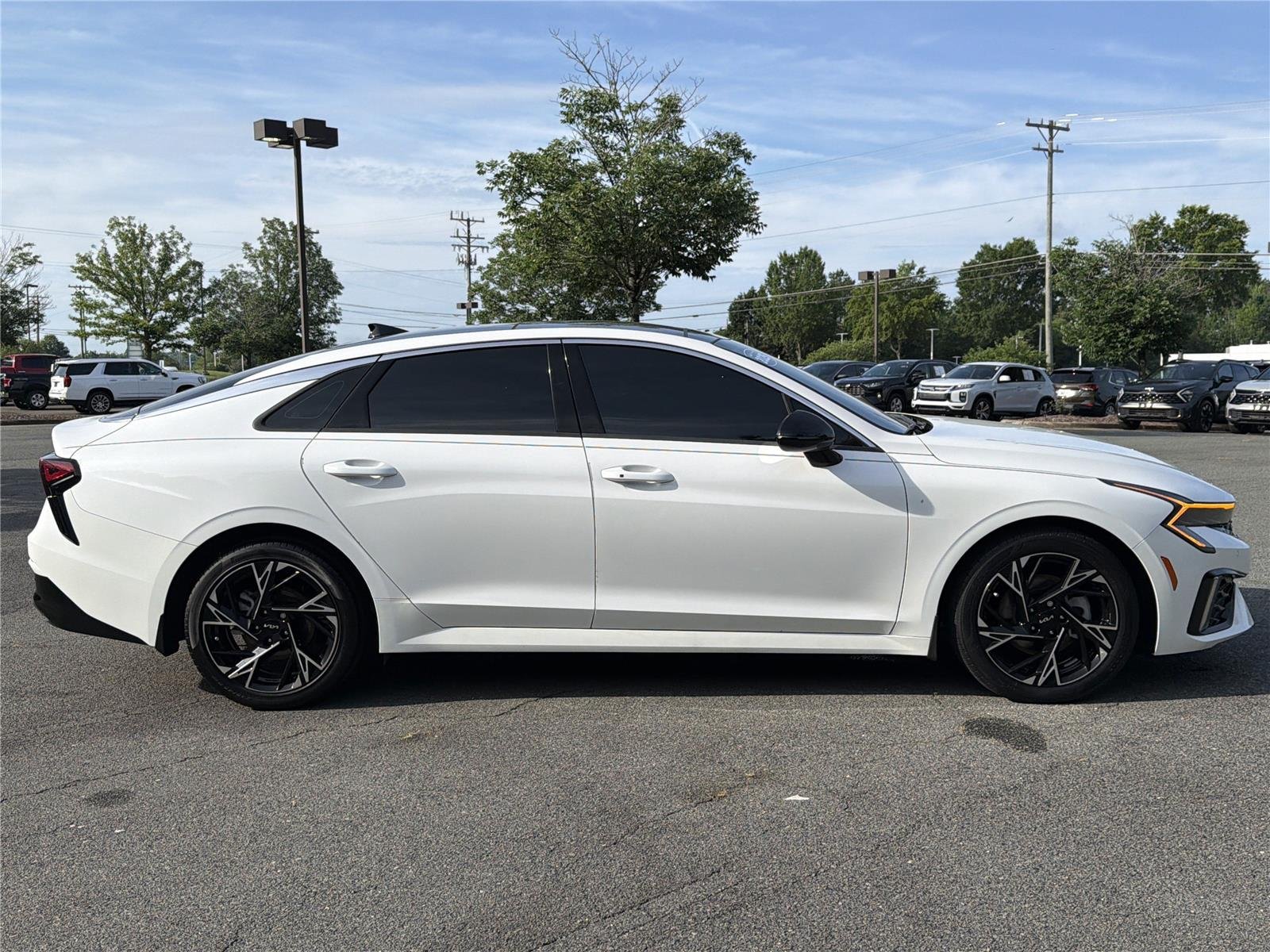 Used 2025 Snow White Pearl Kia GT-Line image 30