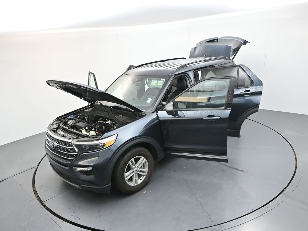Used 2023 Blue Metallic Ford XLT image 41