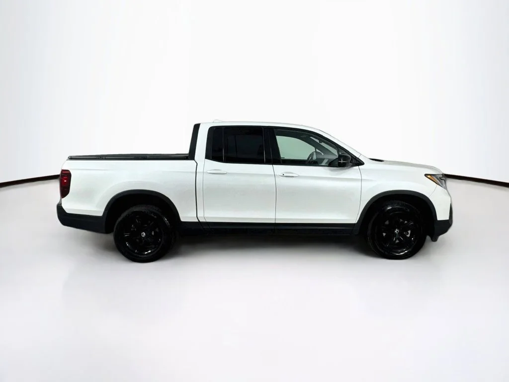 Certified Used 2021 White Honda Black Edition image 8