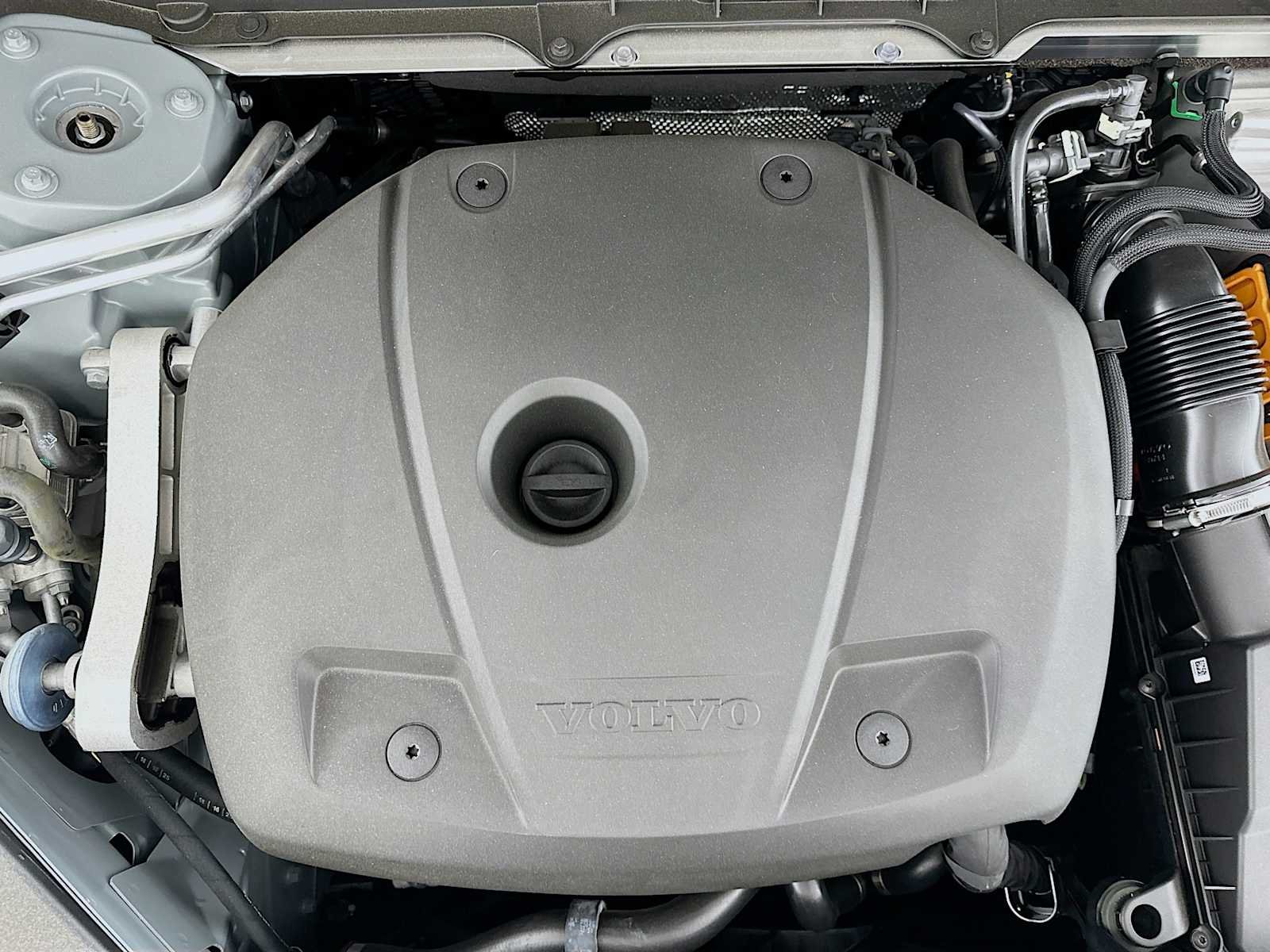 New 2026 Vapour Grey Volvo Plus image 29