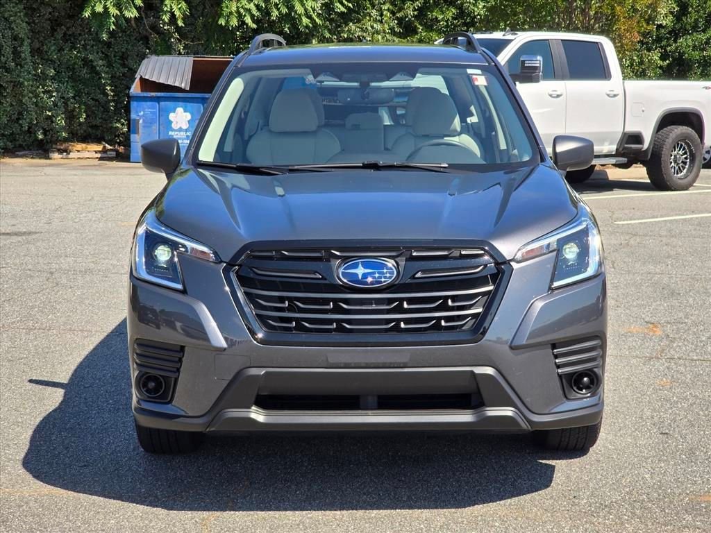 Used 2023 Gray Subaru Base image 22