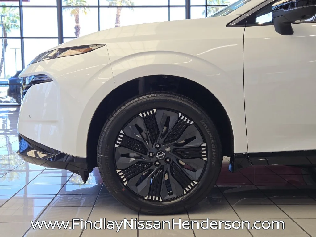 New 2026 White Nissan Platinum image 6