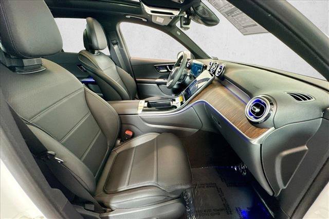 New 2026 Polar White Mercedes-Benz GLC 300 image 56
