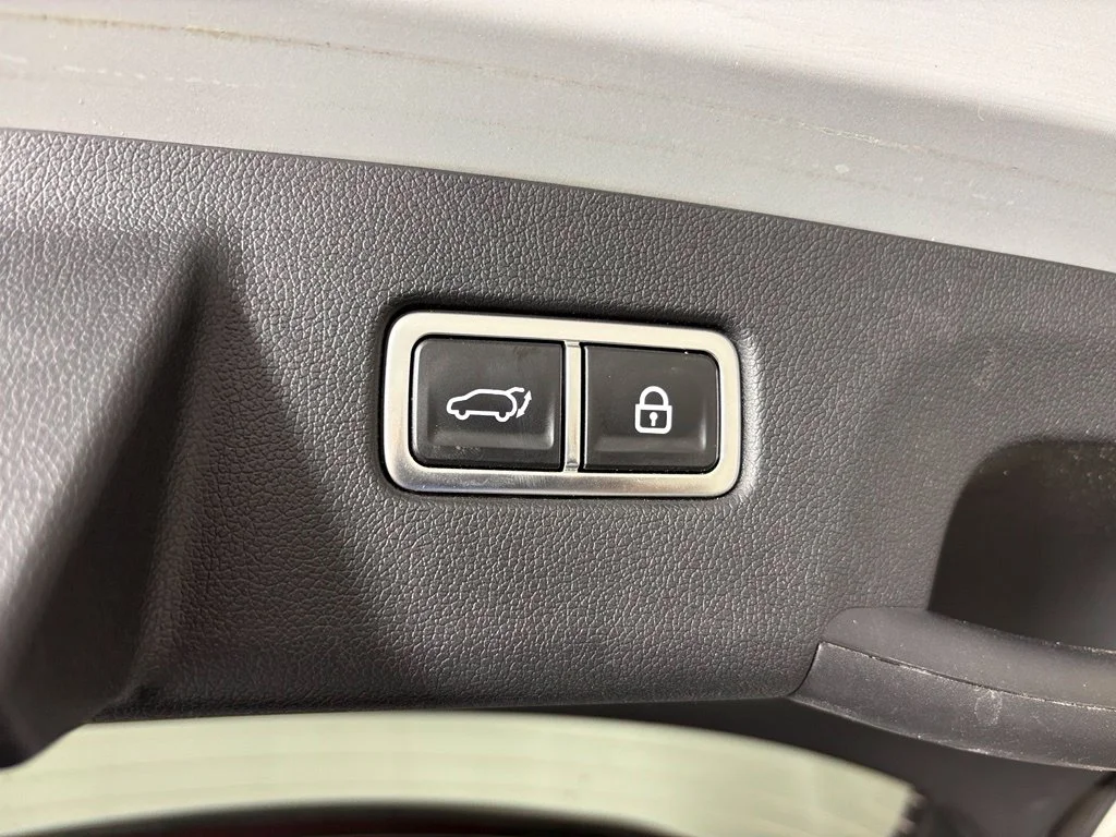 Used 2021 Silver Kia EX image 37