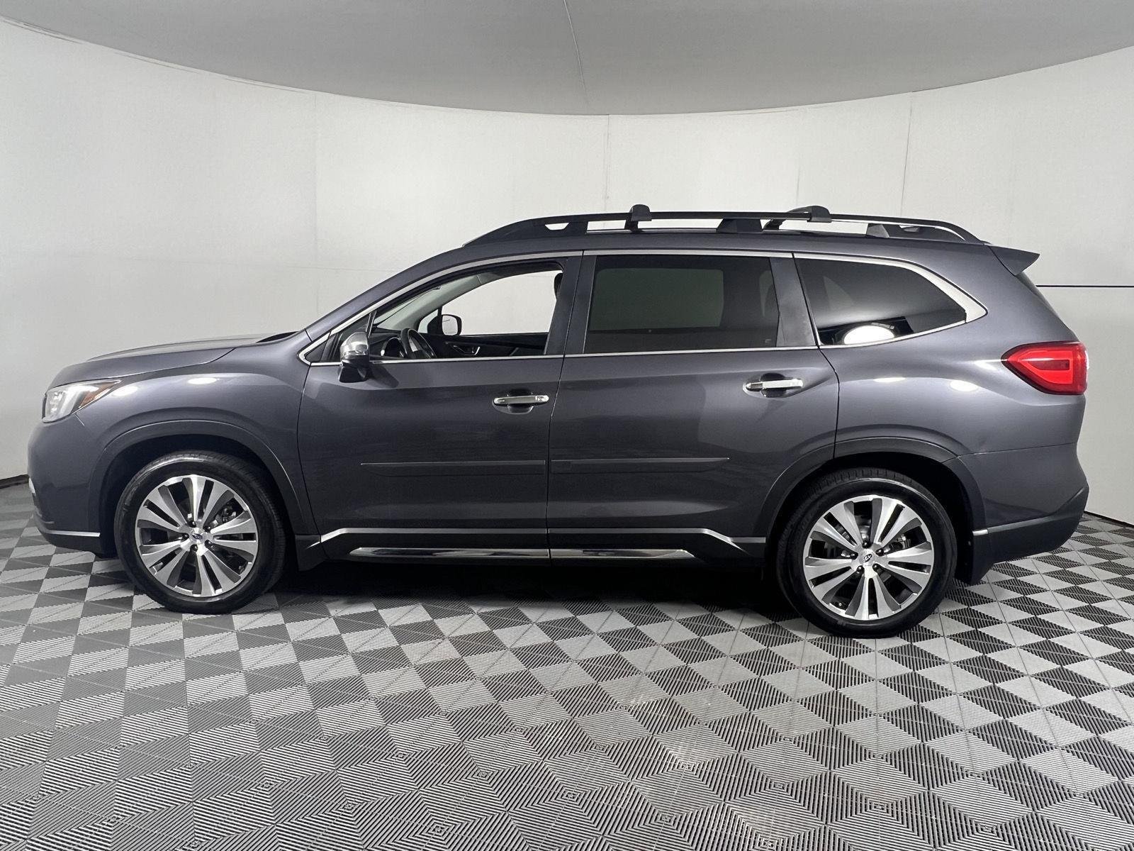 Used 2020 Magnetite Gray Metallic Subaru Touring image 8