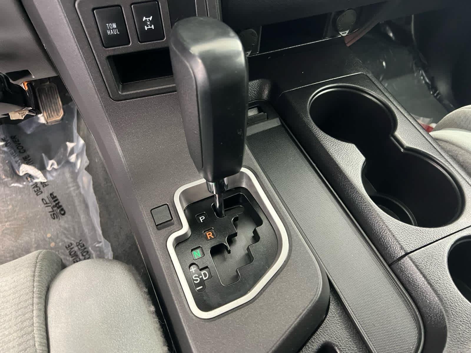 Used 2018 Super White Toyota SR5 image 20