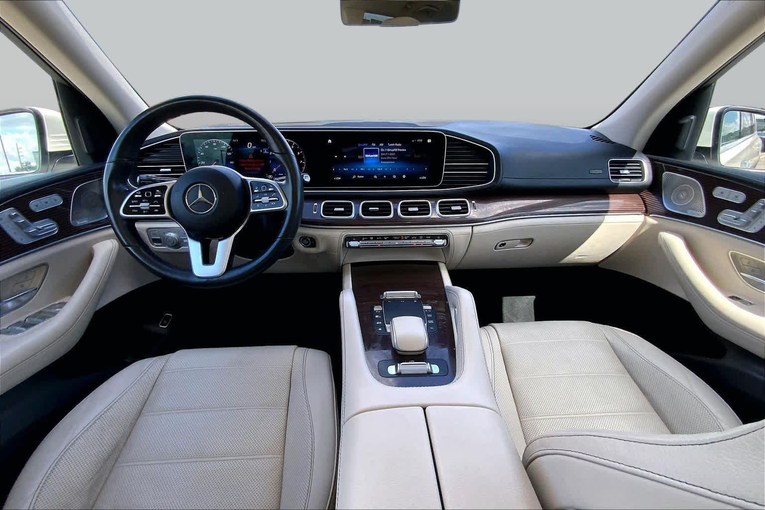 Used 2022 MANUFAKTUR Diamond White Bright Mercedes-Benz GLS 450 image 16