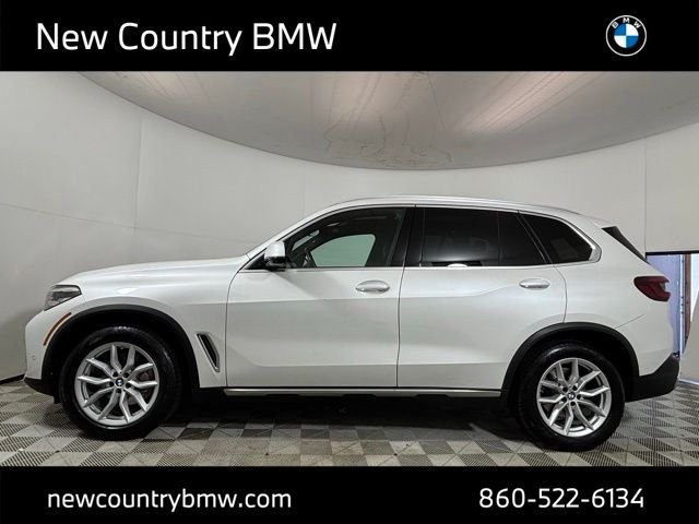 Used 2023 Mineral White Metallic BMW xDrive40i image 4
