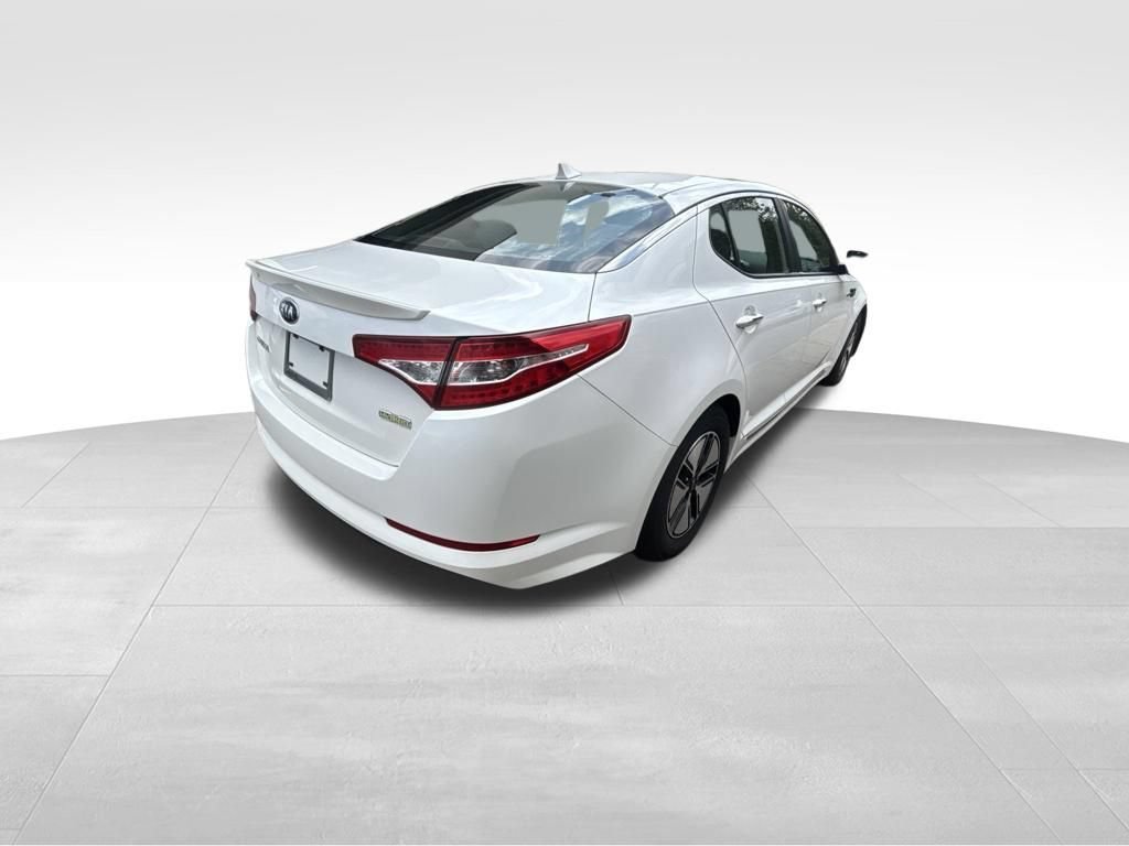 Used 2013 Black Kia LX image 7